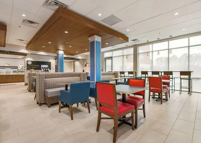 Holiday Inn Express & Suites - Carrollton West By Ihg