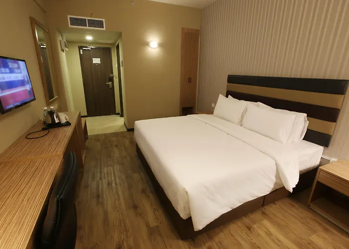 Sem9 Senai "Formerly Known As Perth Hotel"