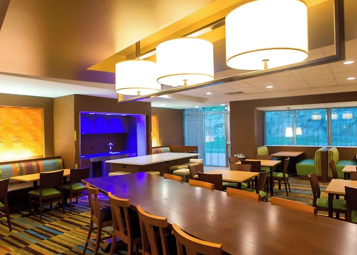 Fairfield By Marriott Cambridge