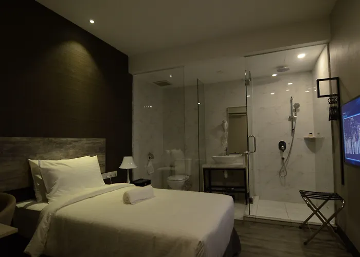 The Leverage Business Hotel