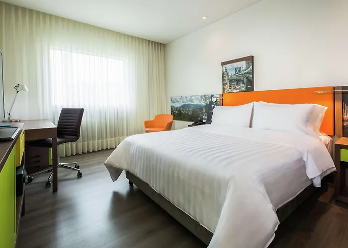 Hampton By Hilton Bucaramanga