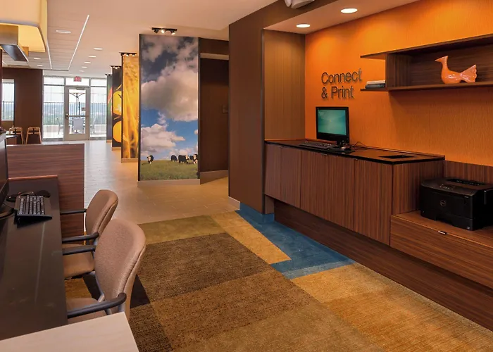 Fairfield Inn & Suites By Marriott Huntington