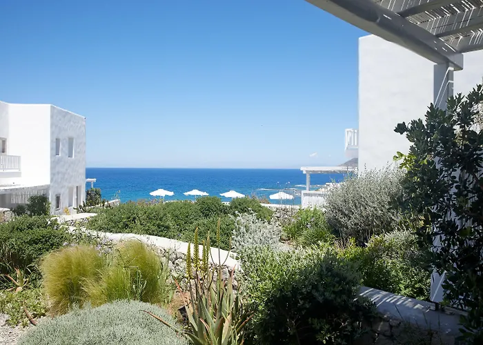 Milos Breeze Boutique Hotel