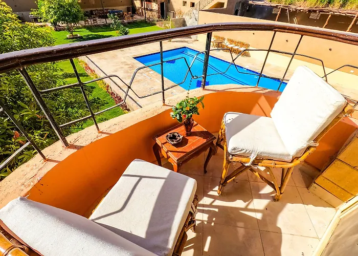 New Memnon Hotel