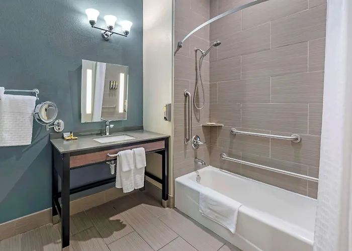 Best Western Plus Pflugerville Inn & Suites