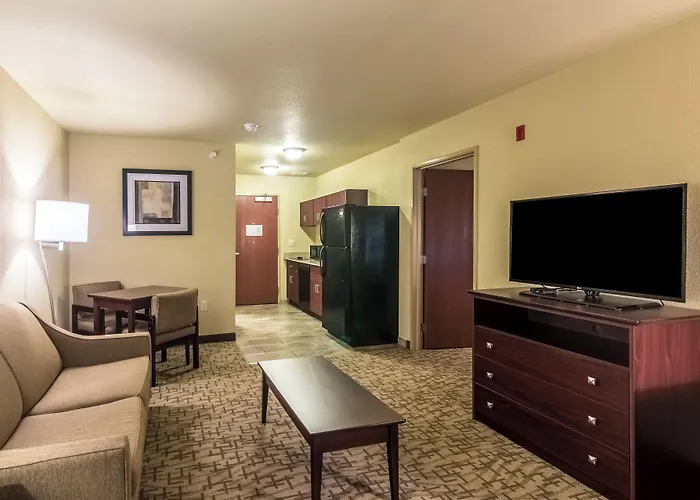 Cobblestone Inn & Suites - Lakin