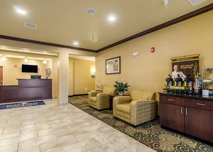 Cobblestone Hotel & Suites - Mccook