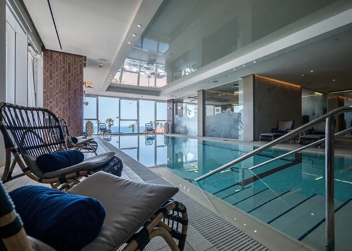 David Tower Hotel Netanya By Prima Hotels - 16 Years Plus
