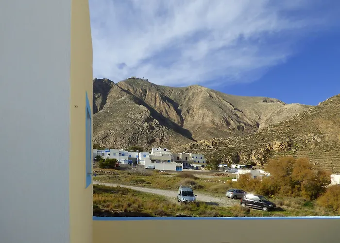 Anna Maria Rooms Santorini