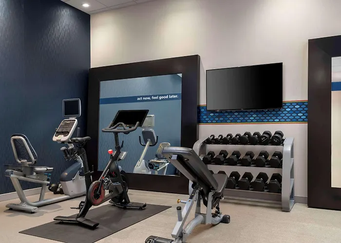 Hampton Inn & Suites-Worcester, Ma