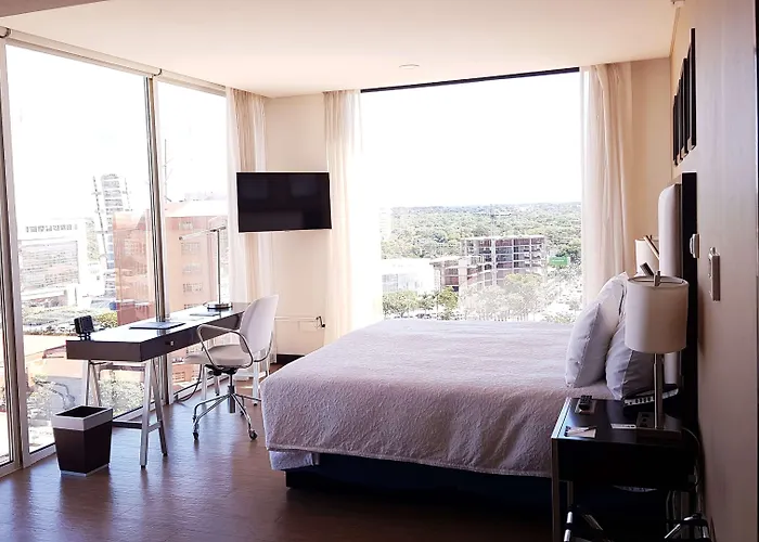 Hampton By Hilton Santa Cruz