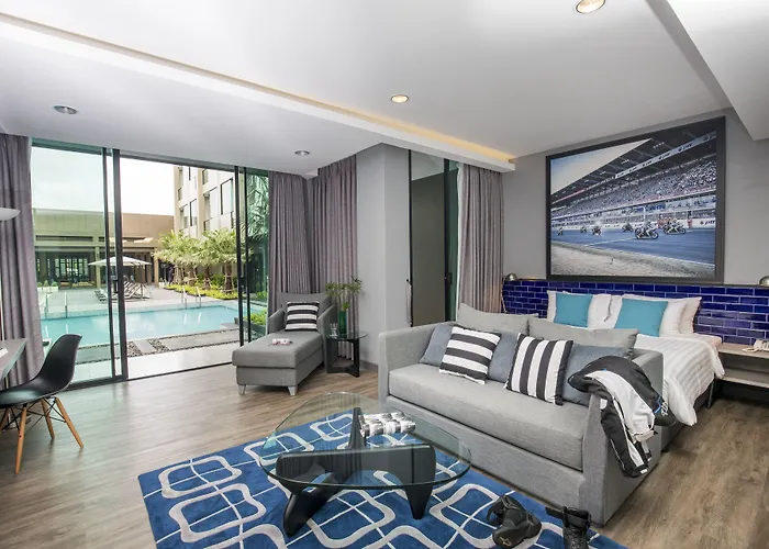 The Crystal Hotel Buriram - Formerly X2 Vibe Buriram