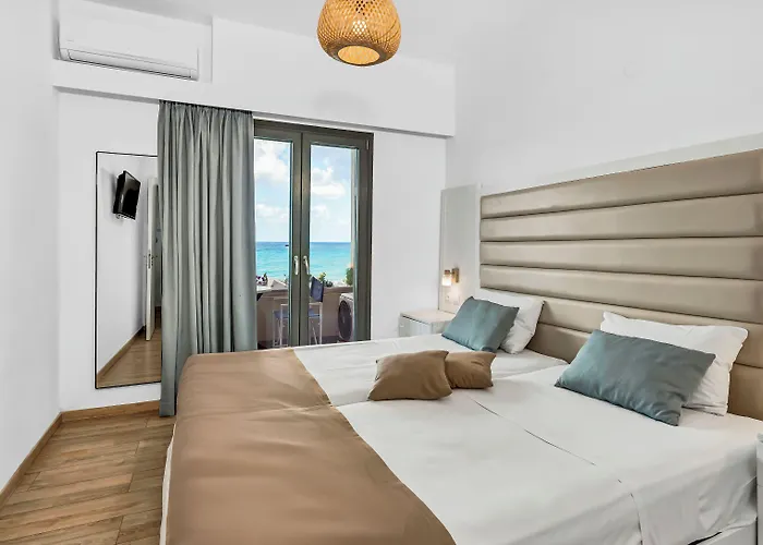 Sunset Beach Hotel