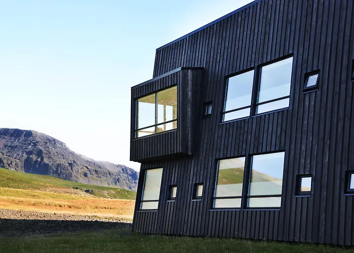 Fosshotel Glacier Lagoon