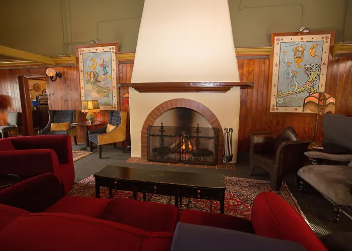 Mcmenamins Anderson School