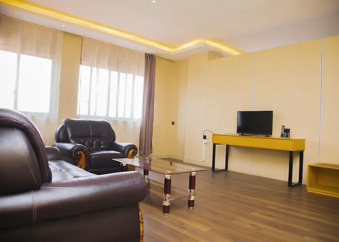 2000 Hotel Downtown Kigali