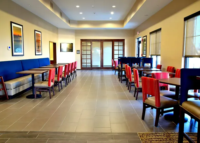 Comfort Suites Dunnellon Near Rainbow Springs