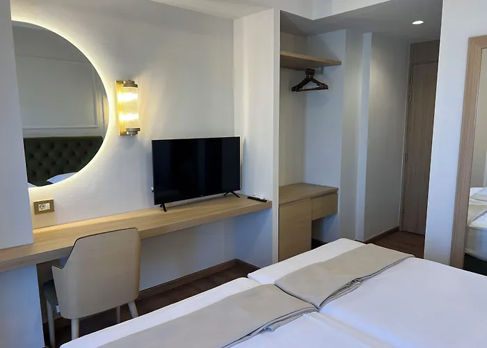 Aktaion City Hotel