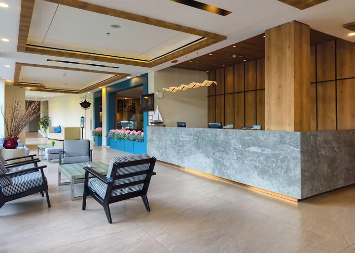 Golden Tulip Essential Belitung