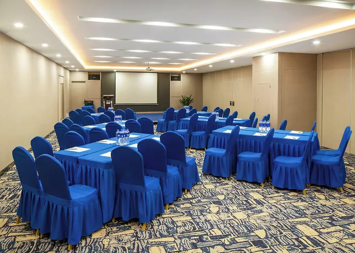 Holiday Inn Express Shenyang North Station By Ihg