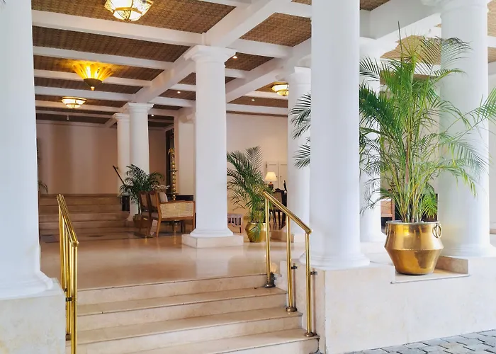 Hotel Suisse Kandy - Since 1890