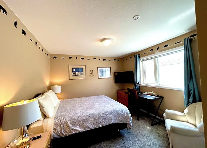 Midnight Sun Inn