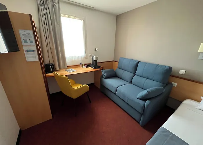 Brit Hotel Confort Montauban