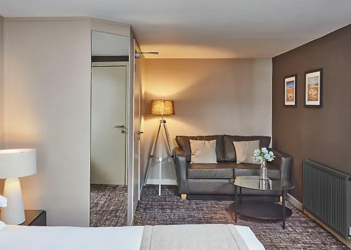 The Ranald Hotel