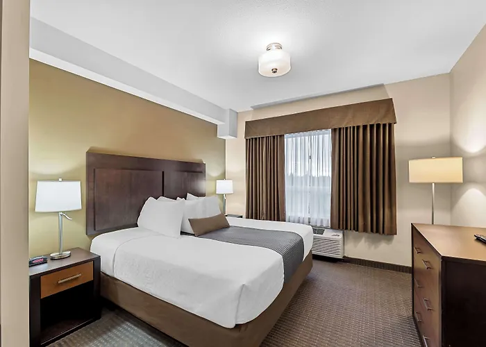 Best Western Plus Lacombe Inn And Suites