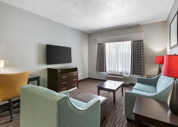 Best Western Plus Gallup Inn & Suites
