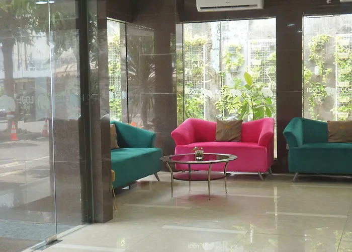 Loji Hotel