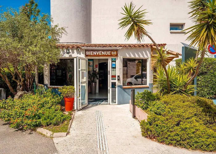 B&B HOTEL Hyères