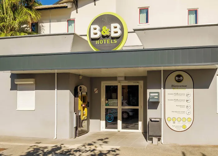 B&B HOTEL Villeneuve Loubet Plage