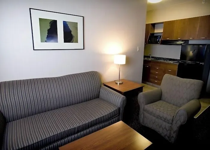 Heritage Inn & Suites - Brooks