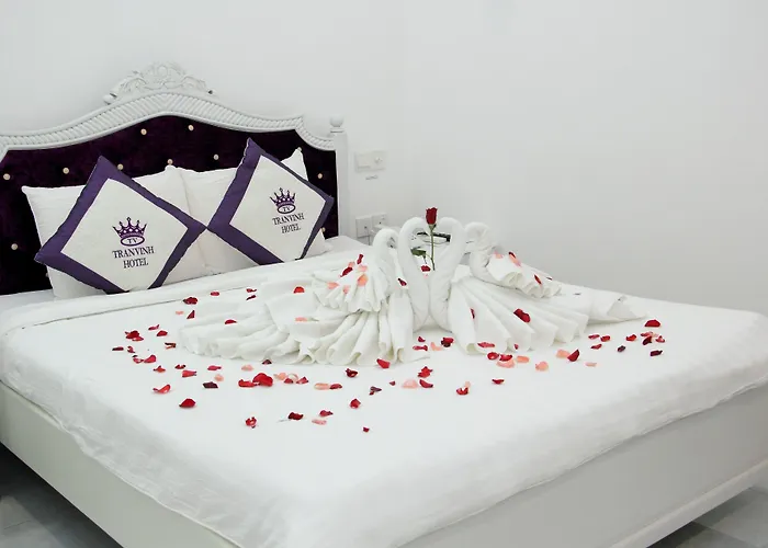 Tran Vinh Hotel