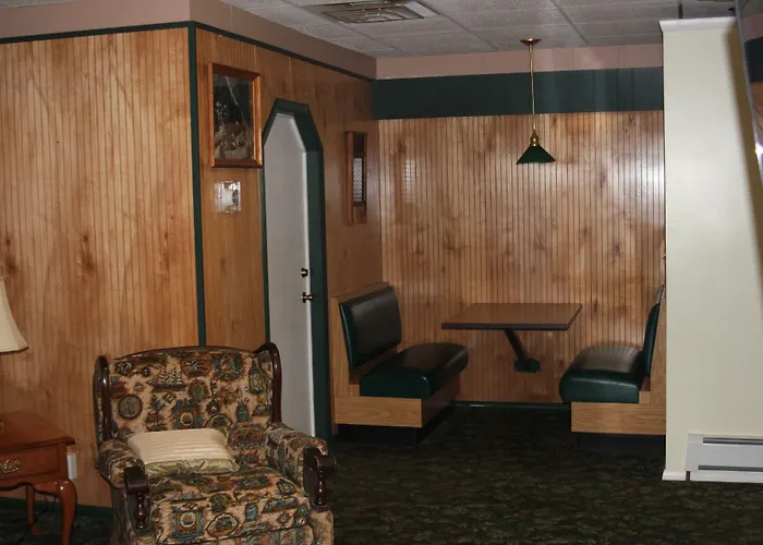 Evergreen Motel