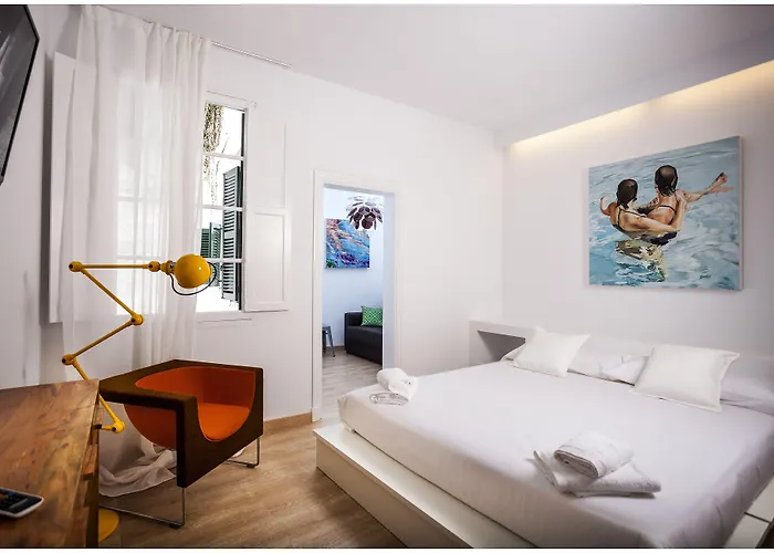 Cheap & Chic Hotel