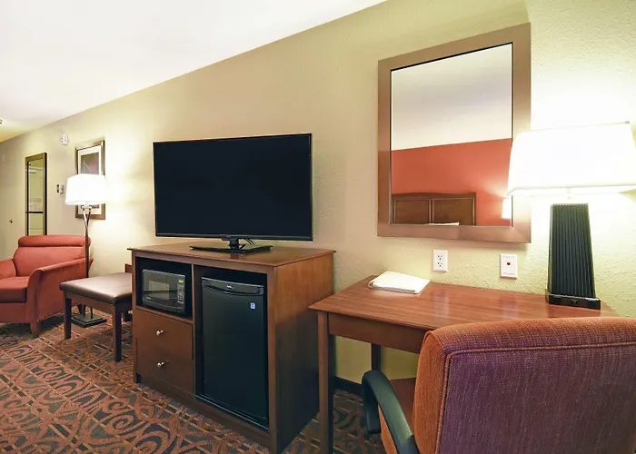 Hampton Inn & Suites Milwaukee/Franklin