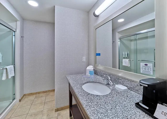 Hampton Inn Omaha Midtown-Aksarben