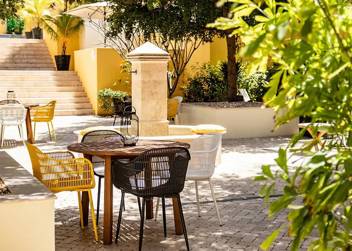 Bayside Boutique Hotel - Blue Bay Golf & Beach Resort