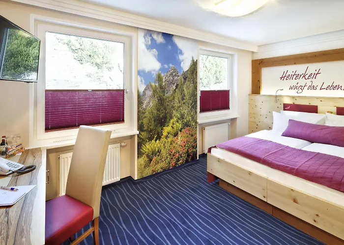 Hotel Alpina