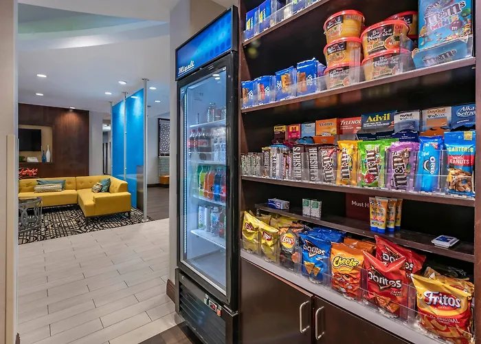 Comfort Suites Fort Lauderdale Airport South&Cruise Port