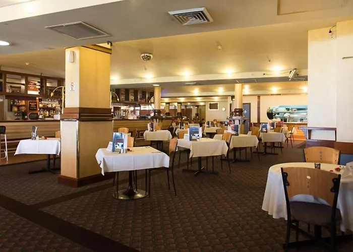 Grand Tasman Hotel