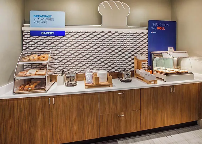 Holiday Inn Express Thunder Bay By Ihg