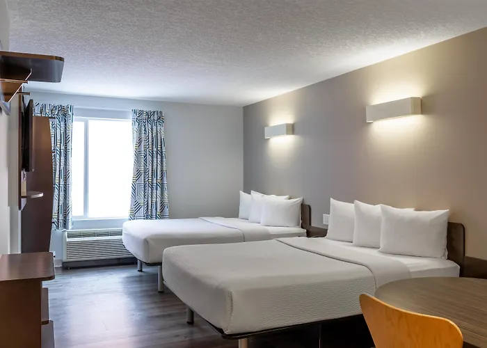 Motel 6 Airdrie