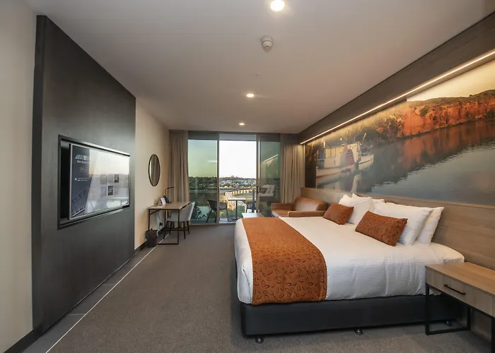 Bridgeport Hotel