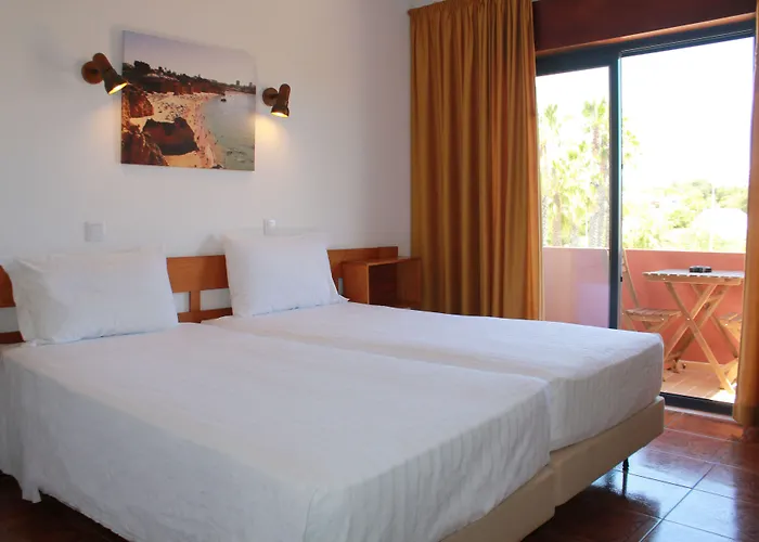 Hotel Alcaide