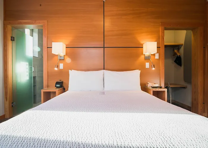Adventure Hotel