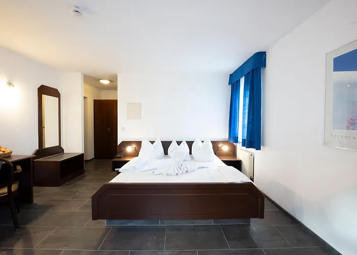 Hotel Astoria Am Urachplatz