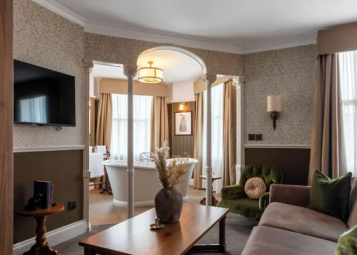 The Drayton Court Hotel